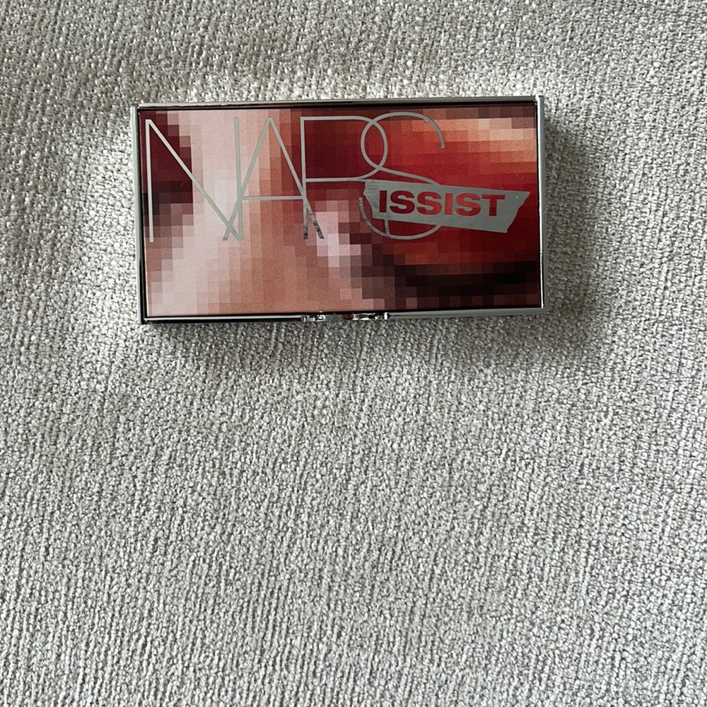 Nars Wanted eyeshadow palette